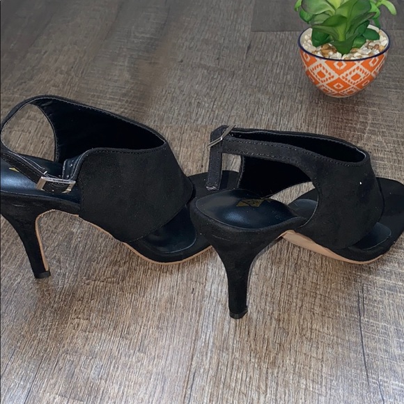 Toe Post Slingback Thin Heeled Sandals - Picture 4 of 4